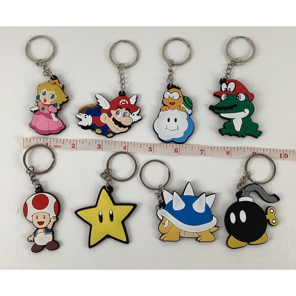 Super Mario Bros. Keychains Party Favors Lot of 8 Princess Peach Toad Spiny New - Picture 7 of 8